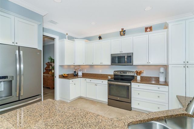 2085 PIAVE LANE, Venice, FL 34292