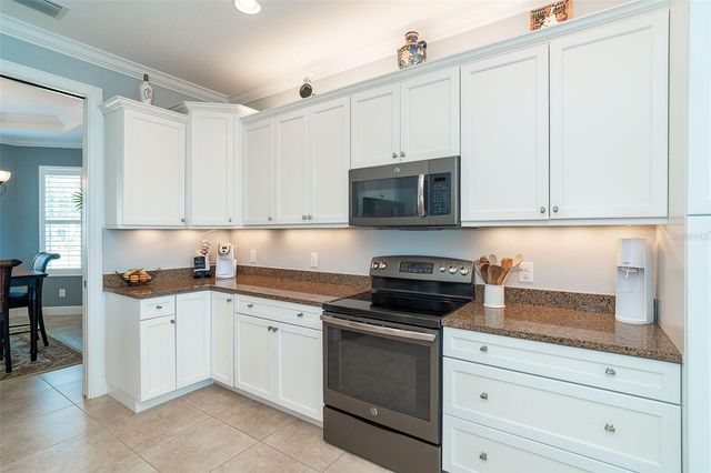 2085 PIAVE LANE, Venice, FL 34292