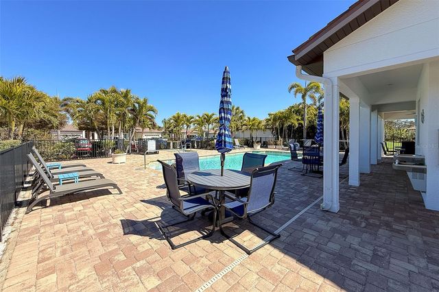 2085 PIAVE LANE, Venice, FL 34292