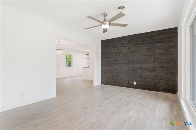 1304 Metropolitan Drive, Killeen, TX 76541