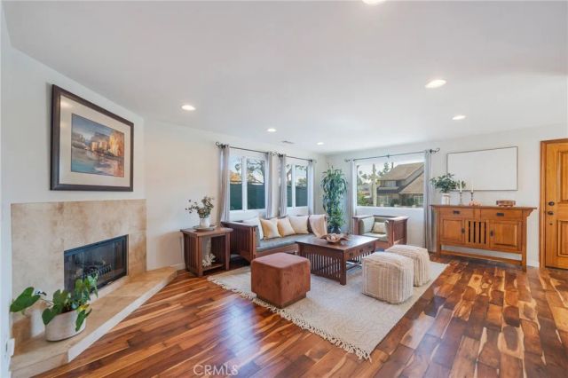 813 13th Street, Huntington Beach, CA 92648