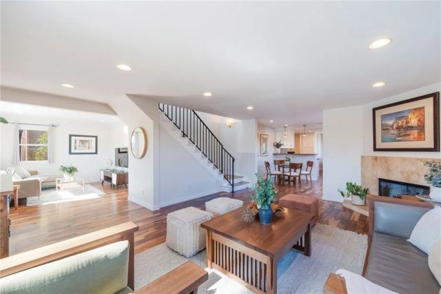 813 13th Street, Huntington Beach, CA 92648