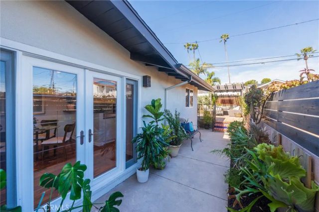 813 13th Street, Huntington Beach, CA 92648