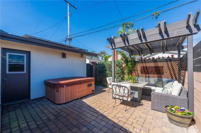 813 13th Street, Huntington Beach, CA 92648
