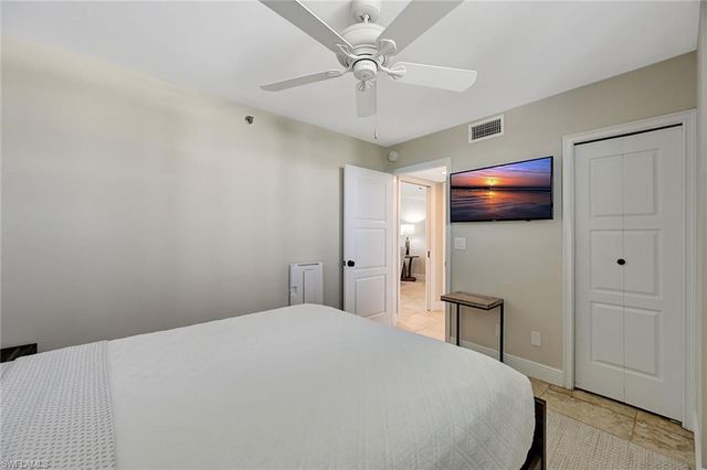 5550 Heron Point DR 703, Naples, FL 34108