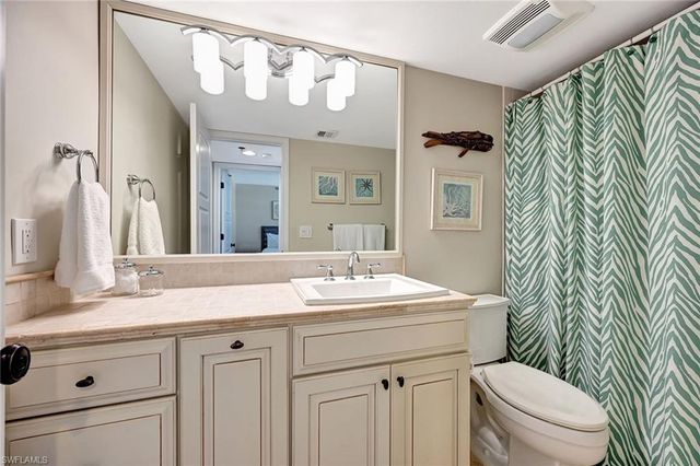 5550 Heron Point DR 703, Naples, FL 34108