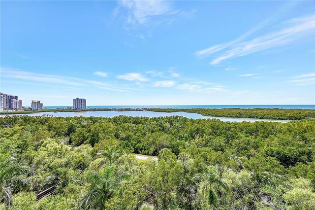 5550 Heron Point DR 703, Naples, FL 34108