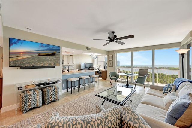 5550 Heron Point DR 703, Naples, FL 34108