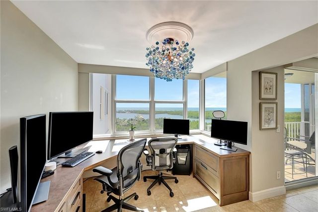 5550 Heron Point DR 703, Naples, FL 34108