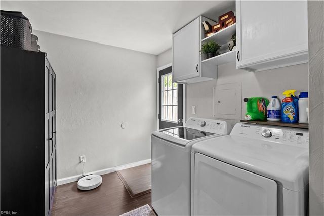 3833 Sunstream PW, Virginia Beach, VA 23456