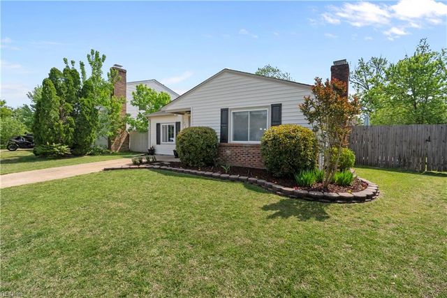 3833 Sunstream PW, Virginia Beach, VA 23456