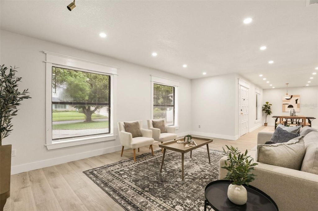 Image 21 of property listing at 724 MONMOUTH WAY, Winter Park, FL 32792