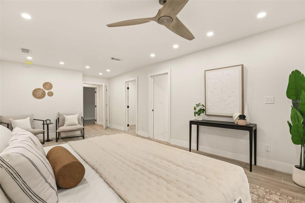 Image 25 of property listing at 724 MONMOUTH WAY, Winter Park, FL 32792