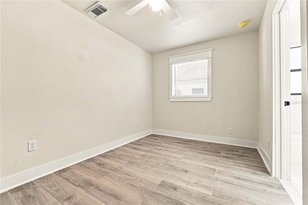 Image 38 of property listing at 724 MONMOUTH WAY, Winter Park, FL 32792