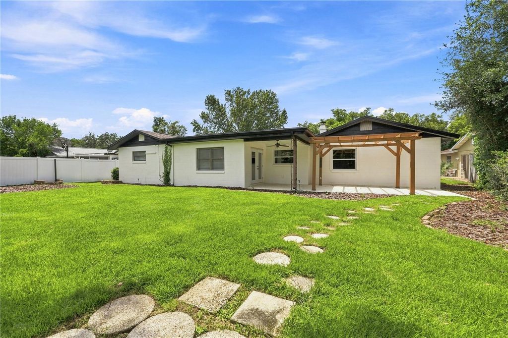 Image 46 of property listing at 724 MONMOUTH WAY, Winter Park, FL 32792