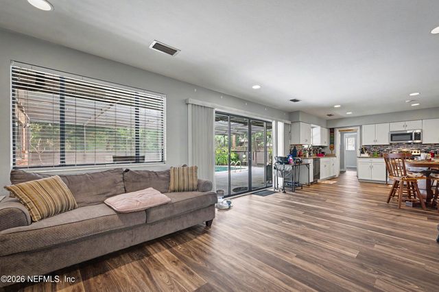 5325 SANTA ROSA Way, Jacksonville, FL 32211