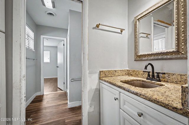 5325 SANTA ROSA Way, Jacksonville, FL 32211