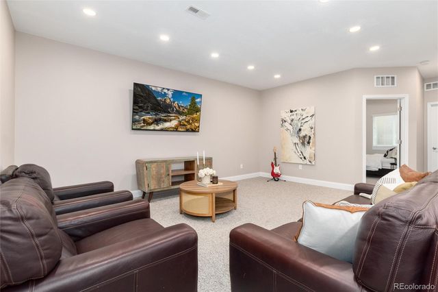 16738 Prospect Lane, Broomfield, CO 80023