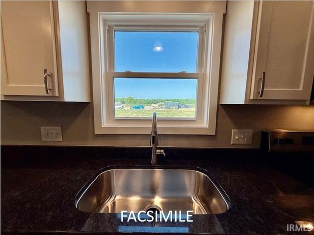 7640 W Julia Drive, Ellettsville, IN 47429