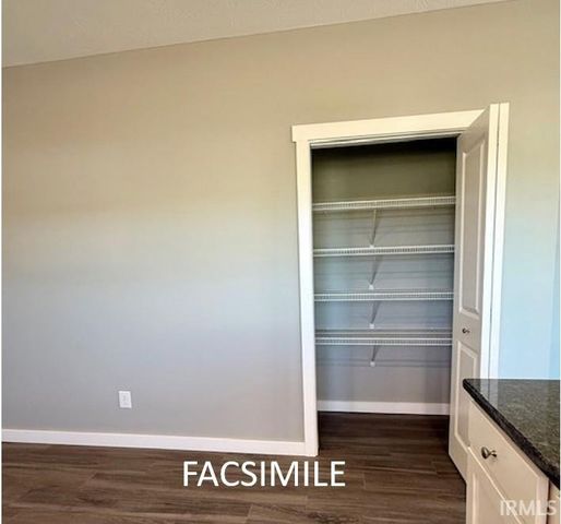 7640 W Julia Drive, Ellettsville, IN 47429