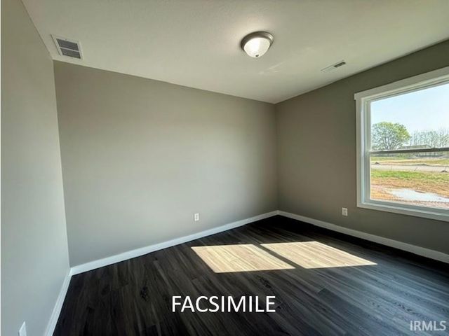 7640 W Julia Drive, Ellettsville, IN 47429
