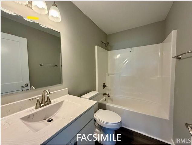 7640 W Julia Drive, Ellettsville, IN 47429