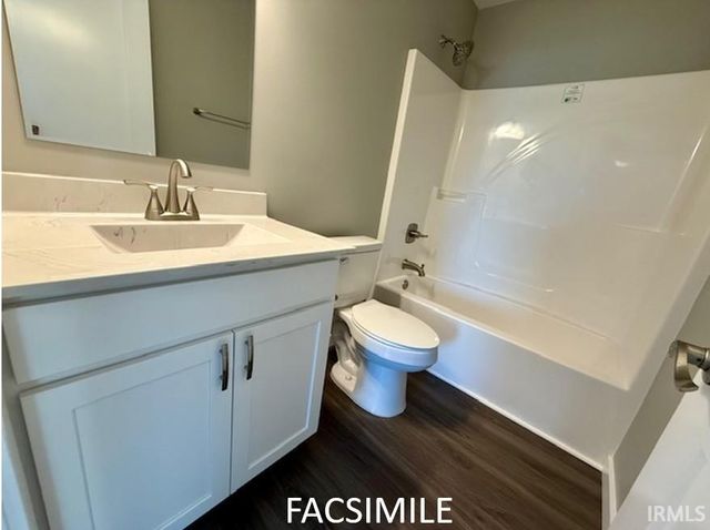 7640 W Julia Drive, Ellettsville, IN 47429