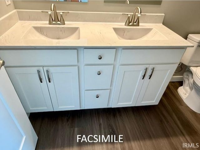7640 W Julia Drive, Ellettsville, IN 47429