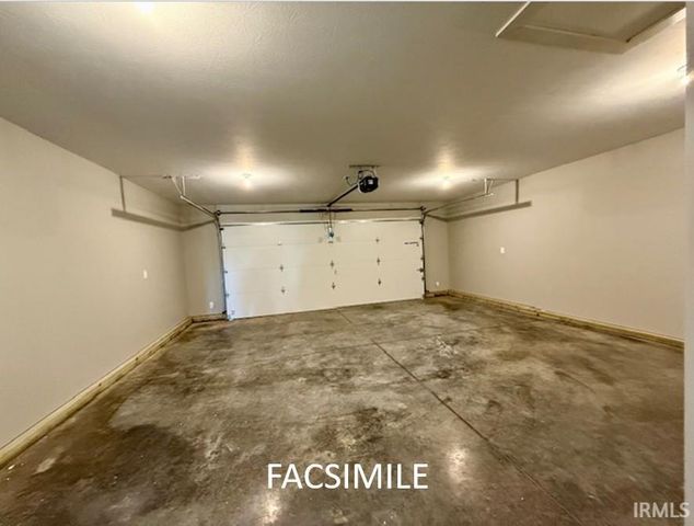 7640 W Julia Drive, Ellettsville, IN 47429