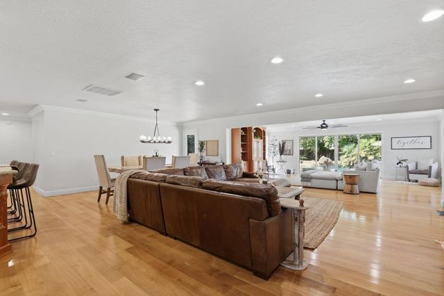 1845 Lorraine Way, Yuba City, CA 95993