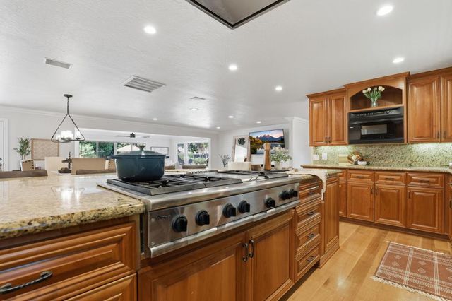 1845 Lorraine Way, Yuba City, CA 95993