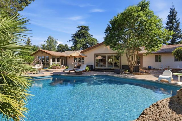 1845 Lorraine Way, Yuba City, CA 95993