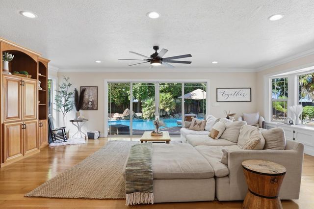 1845 Lorraine Way, Yuba City, CA 95993