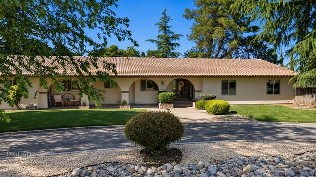 1845 Lorraine Way, Yuba City, CA 95993