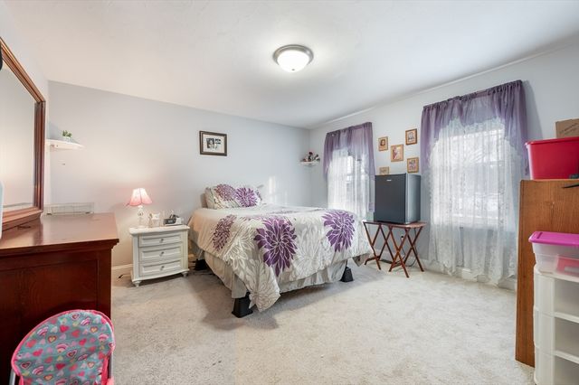 35 Sophia Ln, Bridgewater, MA 02324