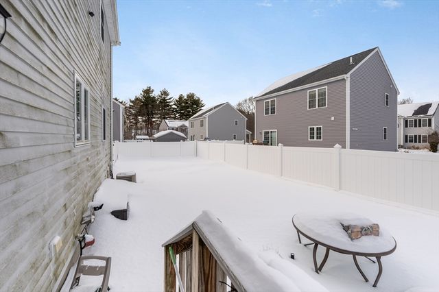 35 Sophia Ln, Bridgewater, MA 02324