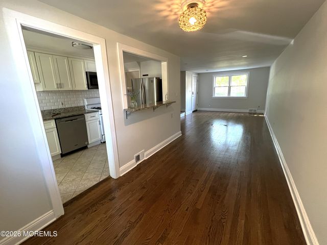 317-325 Bath Avenue 15, Long Branch, NJ 07740