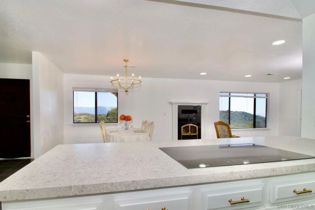 41482 Rocky Ridge Ct., Aguanga, CA 92536