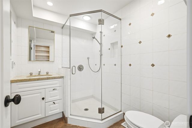 8449 W Mercer Way, Mercer Island, WA 98040