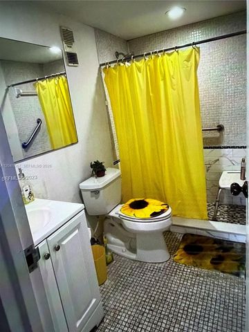 1825 W 44th Pl 707, Hialeah, FL 33012