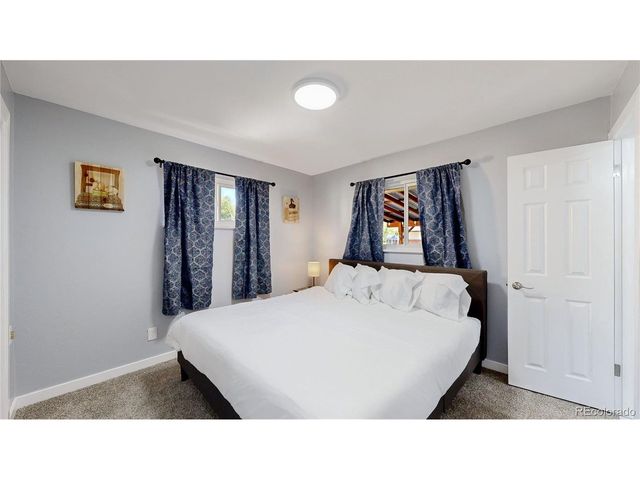 8438 Ames St, Arvada, CO 80003