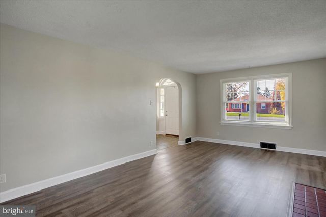 9723 SHARPSBURG PIKE, Hagerstown, MD 21740