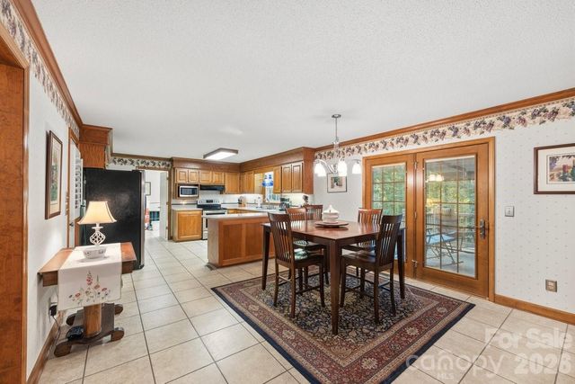 207 Lost Corner Road, Morganton, NC 28655