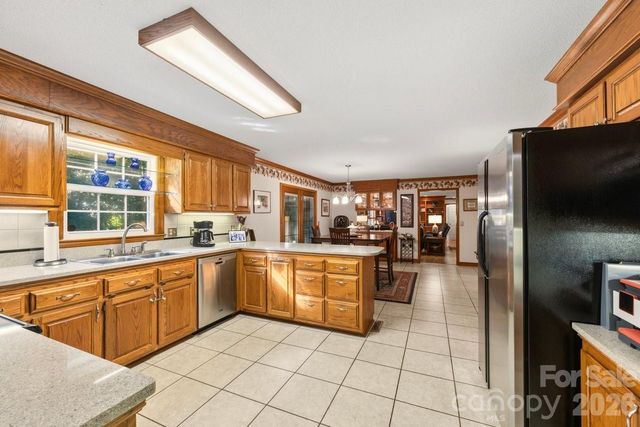 207 Lost Corner Road, Morganton, NC 28655