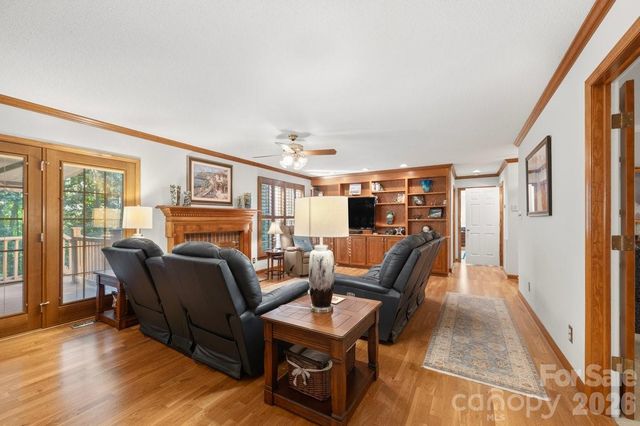 207 Lost Corner Road, Morganton, NC 28655