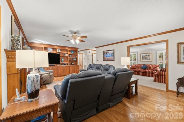 207 Lost Corner Road, Morganton, NC 28655