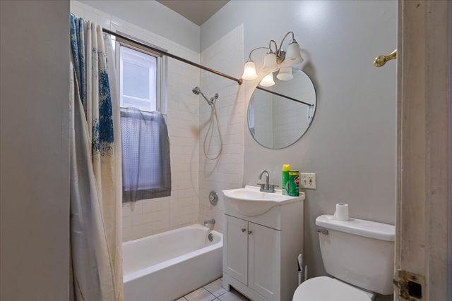 6615 S Rhodes Avenue, Chicago, IL 60637