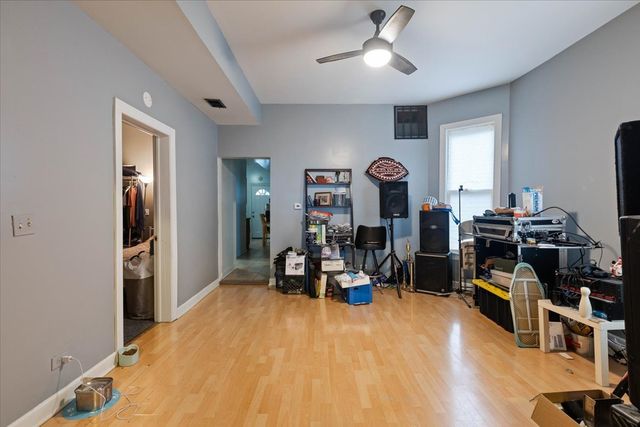 6615 S Rhodes Avenue, Chicago, IL 60637