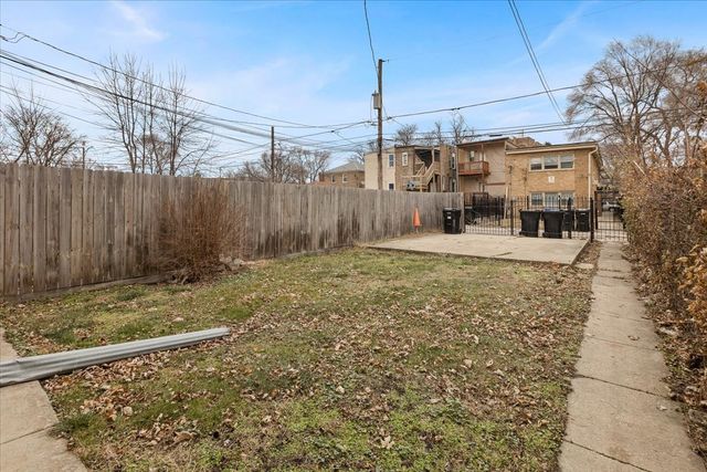 6615 S Rhodes Avenue, Chicago, IL 60637