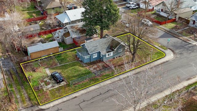 2028 W Nora Ave, Spokane, WA 99205